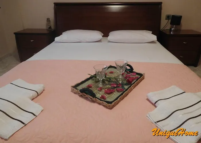 Unique * Néa Péramos