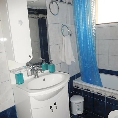 Unique Apartmán Néa Péramos