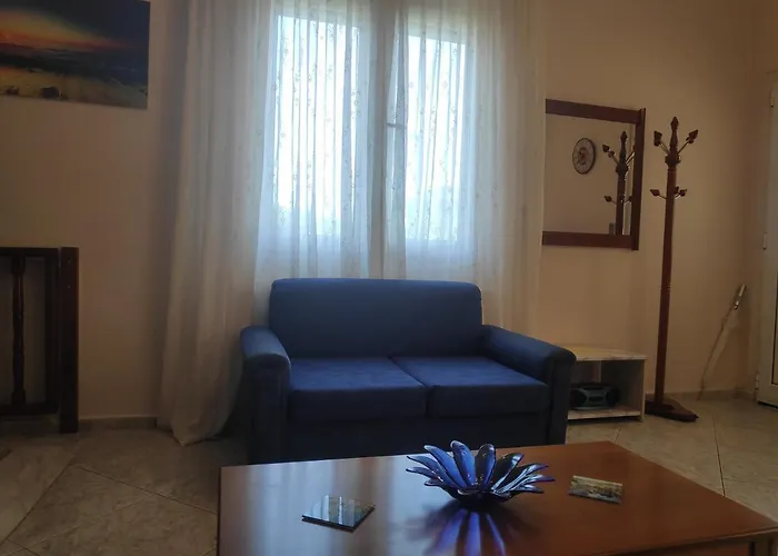 Unique Néa Péramos